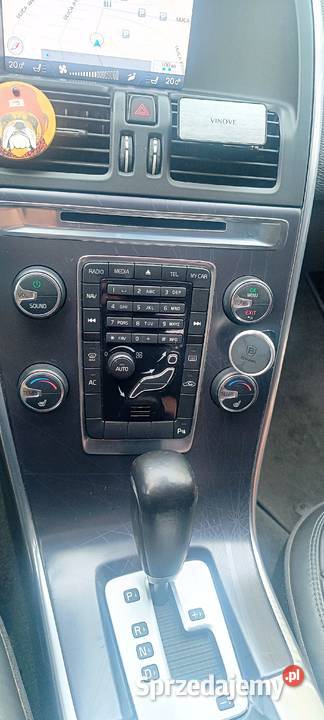 Volvo xc 60 ocean Race perła Rok produkcji 2012 Samochody osobowe Lubin sprzedam