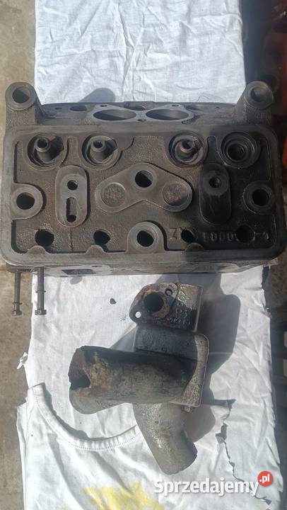 URSUS C325 głowica obudowa termostatu Czarna