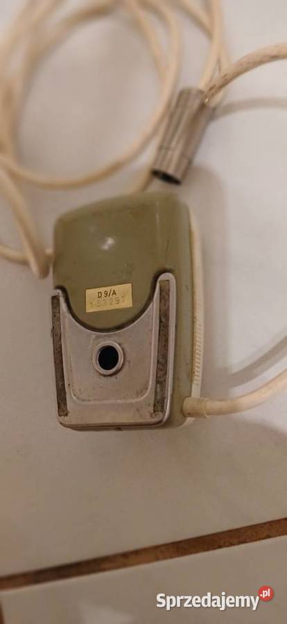 Stary mikrofon dynamiczny