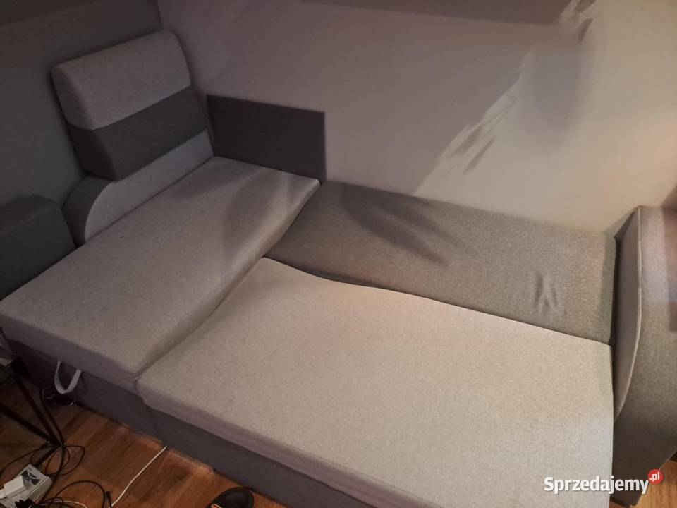 Sprzedam narożnik z funkcją spania Lucynów Duży