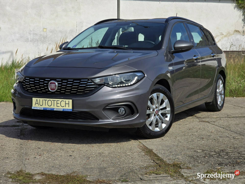 Fiat Tipo ZadbanyKameraPdc II 2016 lakier metallic Białogard