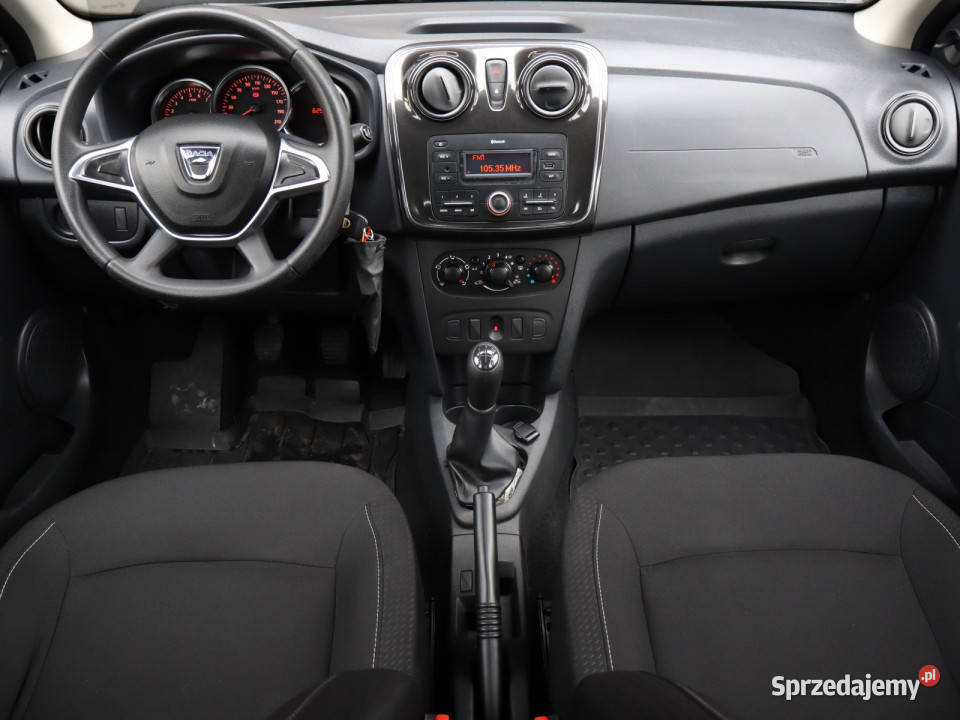 Dacia Sandero 10 SCe Hatchback