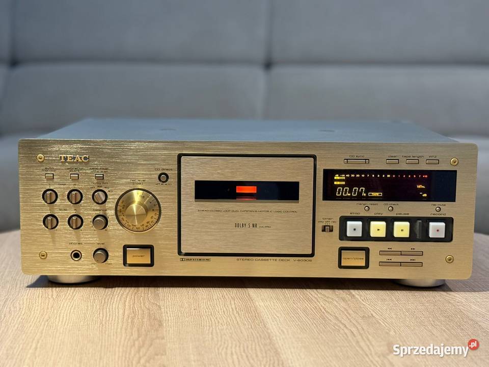 Magnetofon TEAC V6030S Szczyrk