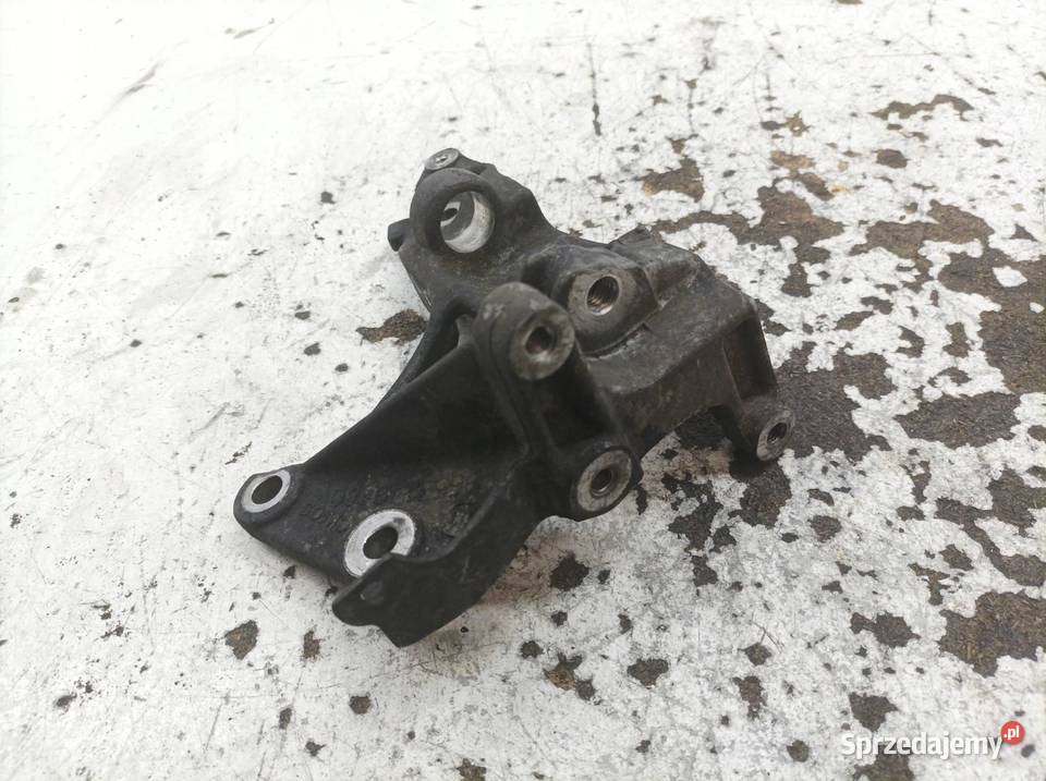 ŁAPA WSPORNIK 9653249480 16 TDCI Ford Fiesta Mk7