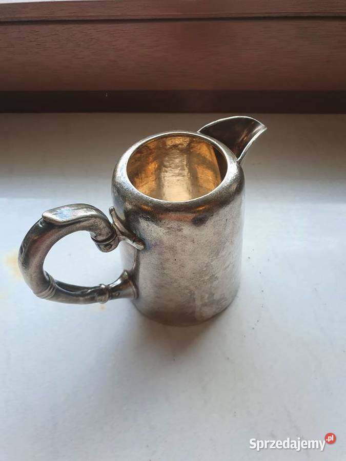 Stary ozdobny dzbanek z uchwytem z metalu w Lublin sprzedam