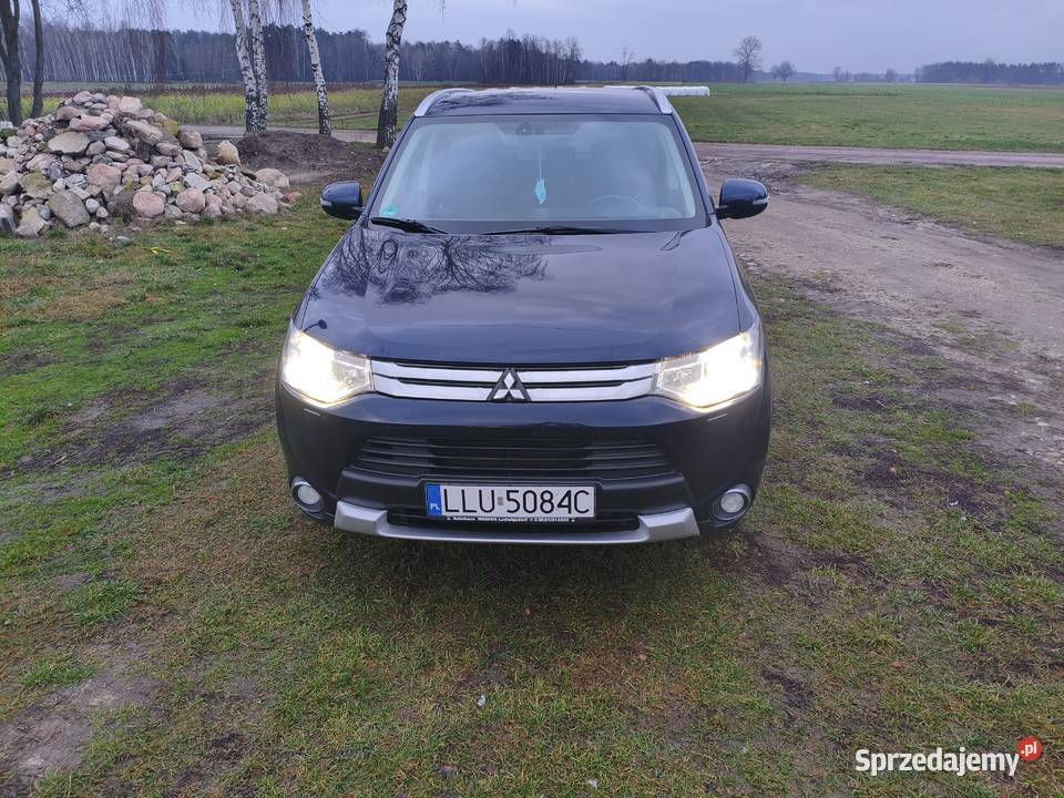 Mitsubishi Outlander 3