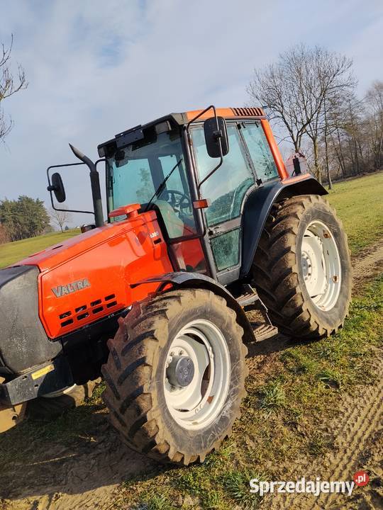 Ciągnik Valtra podlaskie Grajewo sprzedam