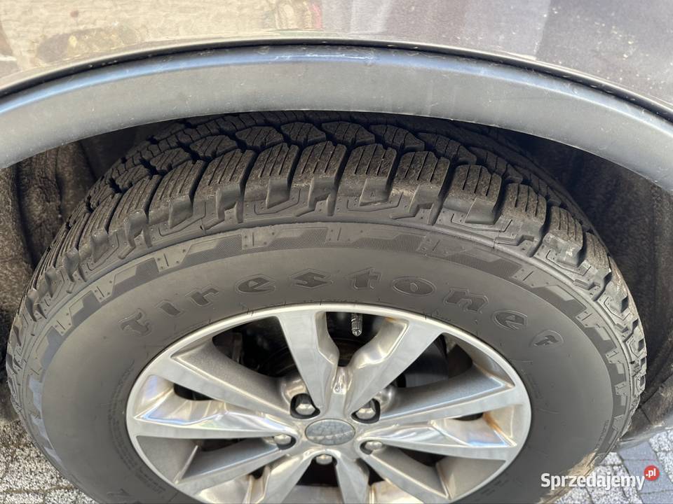 Dodge Durango 36 Limited 7 osób Koło