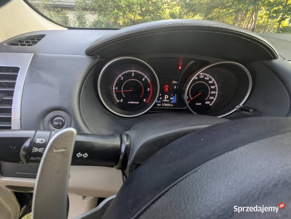 Mitsubishi Outlander II life 22 DTI 177 automat Mrągowo sprzedam