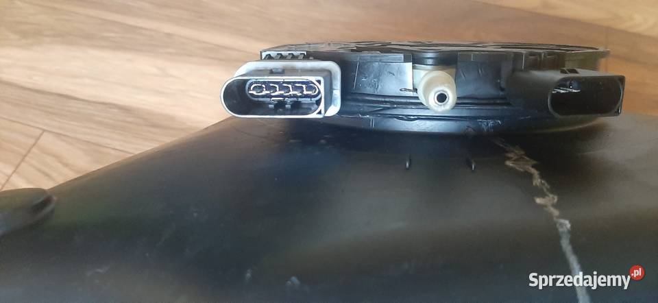 Zbiornik ADBLUE VW passat B8 oryginalny z pompą Układ paliwowy dolnośląskie Chocianów sprzedam