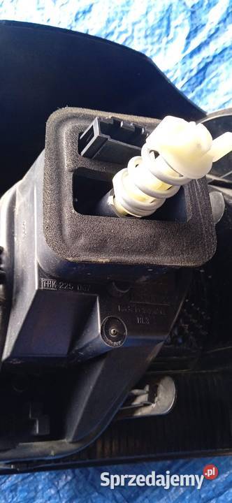 Lampy tylne wiśniowe dymione orginał golf 6 osobowe Lampy tylne