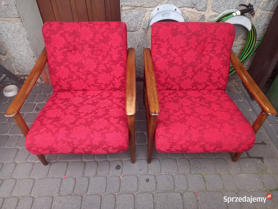 Fotele GFM 142 Edmund Homa PRL vintage Rawicz