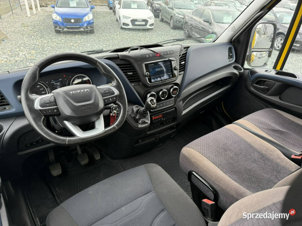 Iveco Daily 70C18 Laweta Iveco Daily VI 30 D 16V 2998cm3 dolnośląskie Wojkowice sprzedam