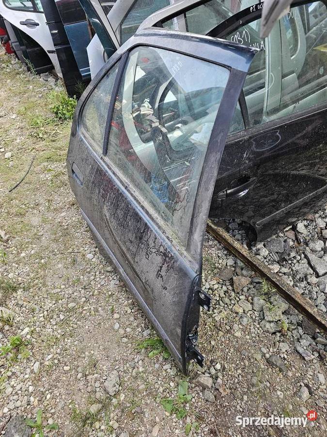 Drzwi pegueot 306 prawy tył Łagów