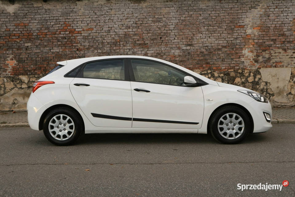 Hyundai i30 20lecie HyundaiLampy LEDCzujniki Bytom