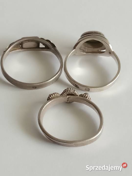 Śliczny srebrny stary pierścionek PRL Wrocław