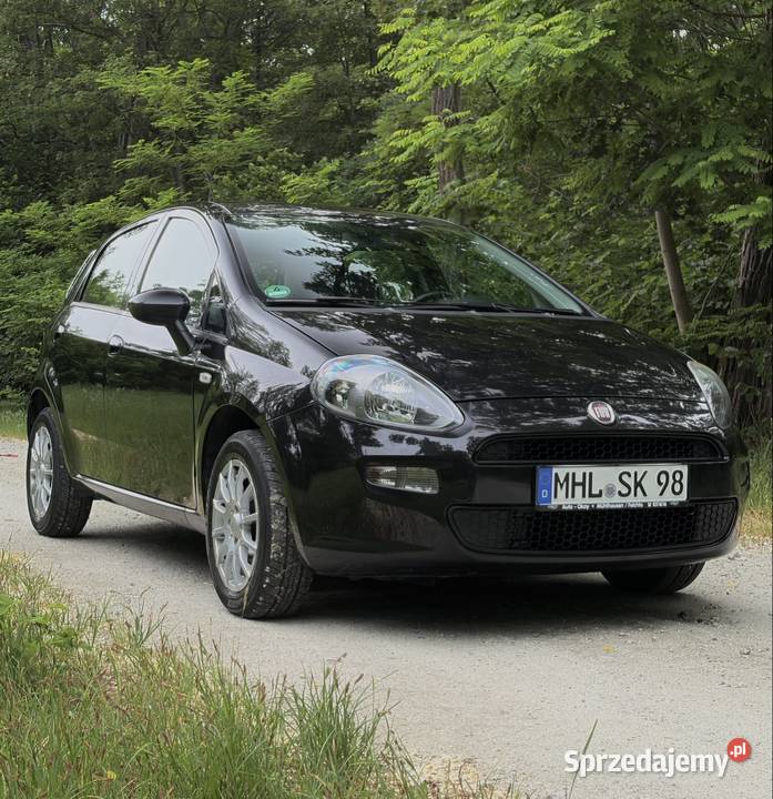 Fiat Punto 14b 8v Klima Z Niemiec Rok produkcji 2012 Kożuchów
