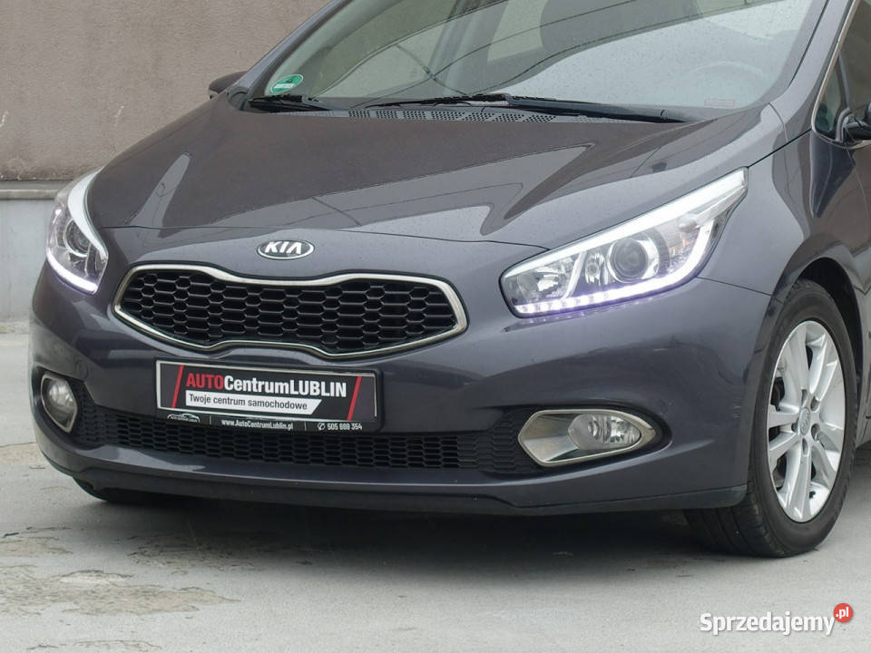Kia Ceed 16 CRDI 128NawiKameraGrzana diesel