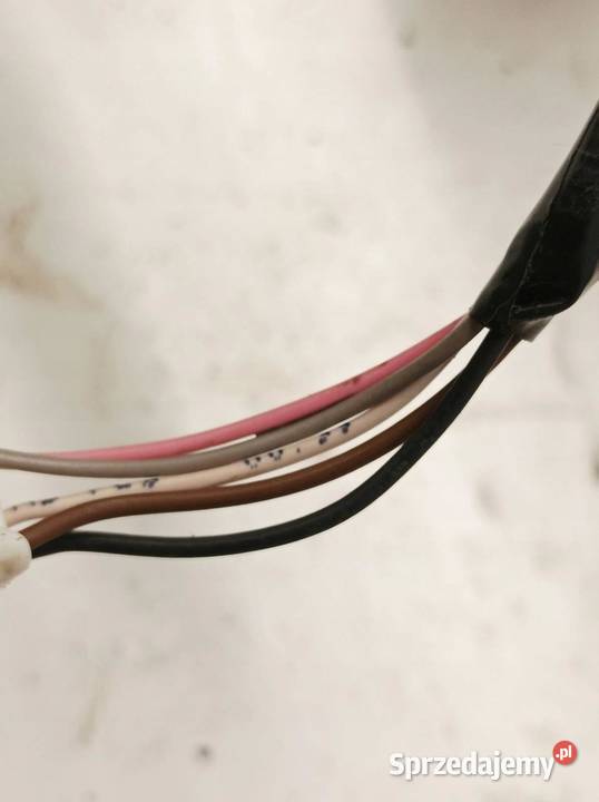 LUSTERKO PRAWE 5PIN EU Suzuki Baleno II 20152022 świętokrzyskie