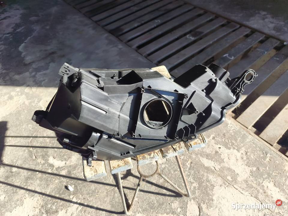 Puszka lewej lampy Audi A5 F5 8W6 941 033 E FULL Wadowice
