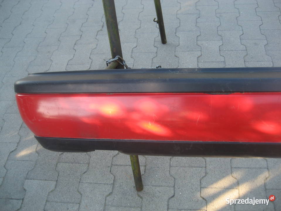 nissan sunny n14 sedan 9295r zderzak tył