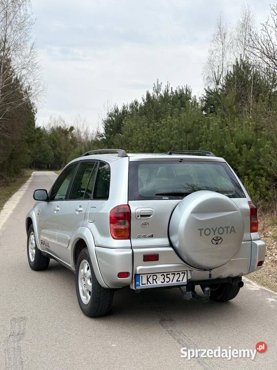 Toyota RAV4 II 2003 20 D4D