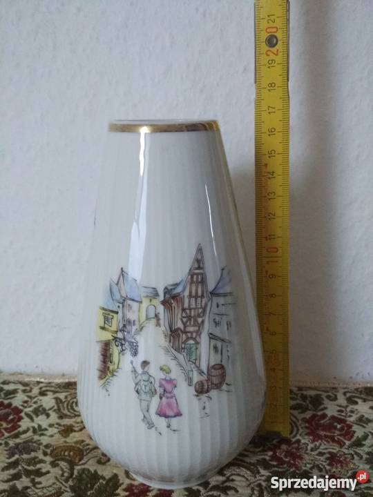 Porcelana wazon z historyjką Ropa sprzedam