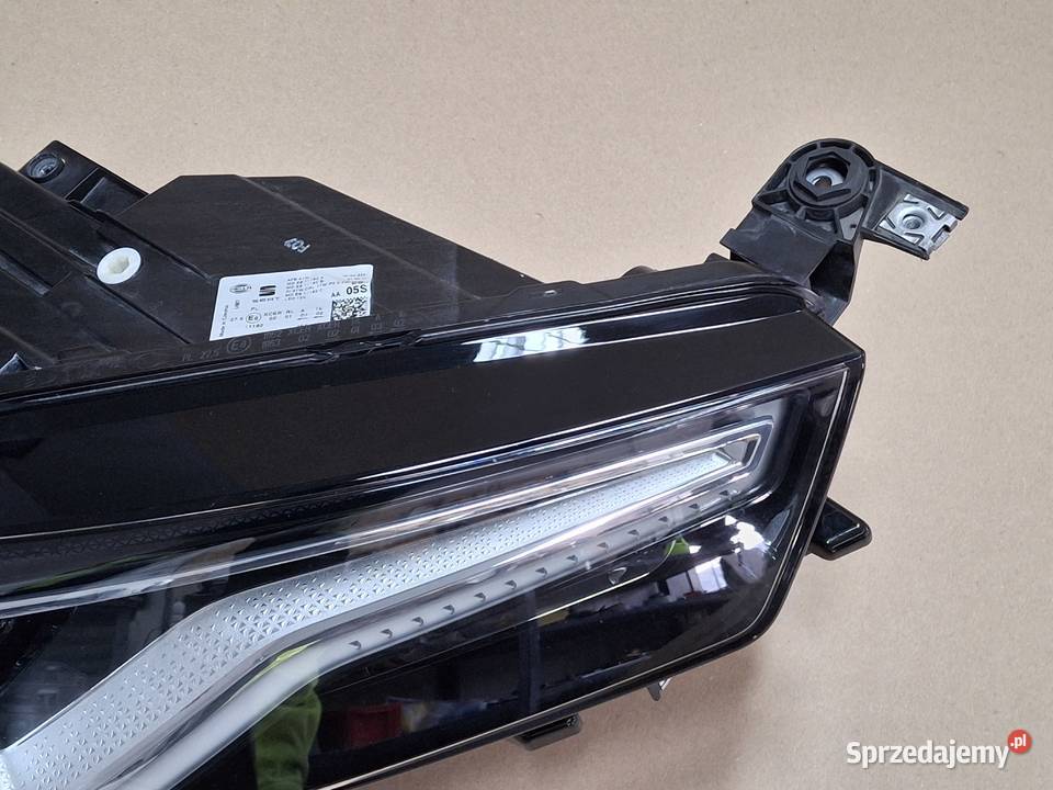 SEAT ATECA LIFT REFLEKTOR PRAWY FULL LED LAMPA osobowe Bieleń