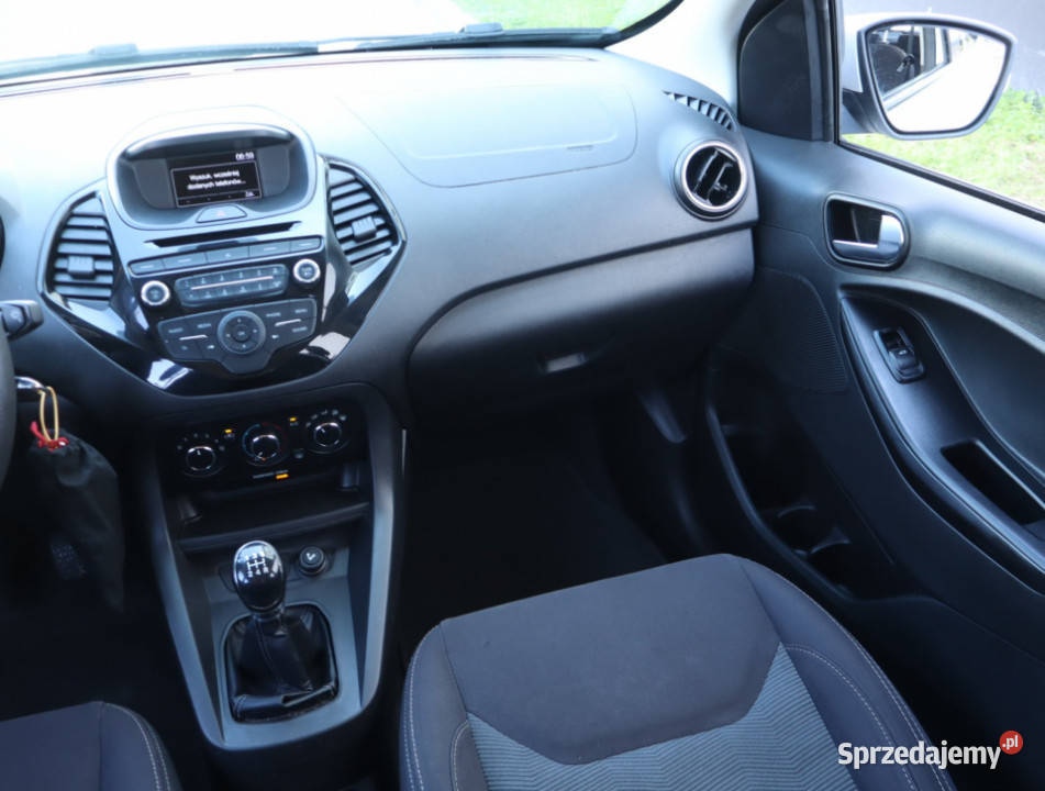 Ford Ka 12 TiVCT manualna