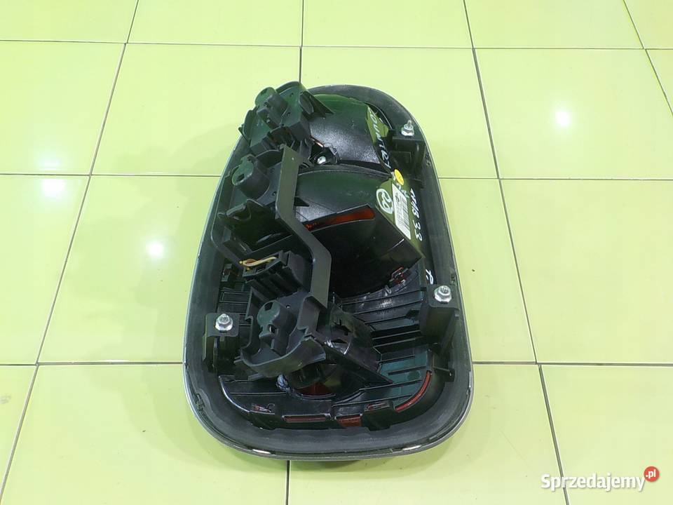 MINI COOPER COUNTRYMAN 16 B 10r 5D lampa prawa Suków