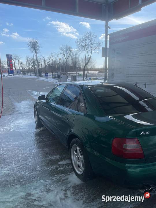 Sprzedam Audi A4 B5 18 BenGaz