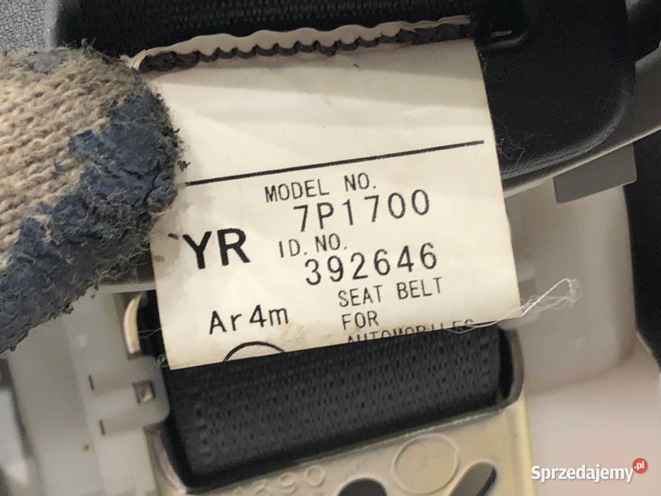 PAS BEZPIECZEŃSTWA PRAWY TYŁ TOYOTA YARIS III