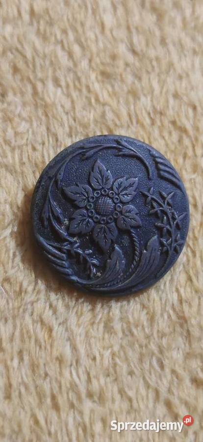 Stare guziki w stylu wiktoriańskim Szczecin