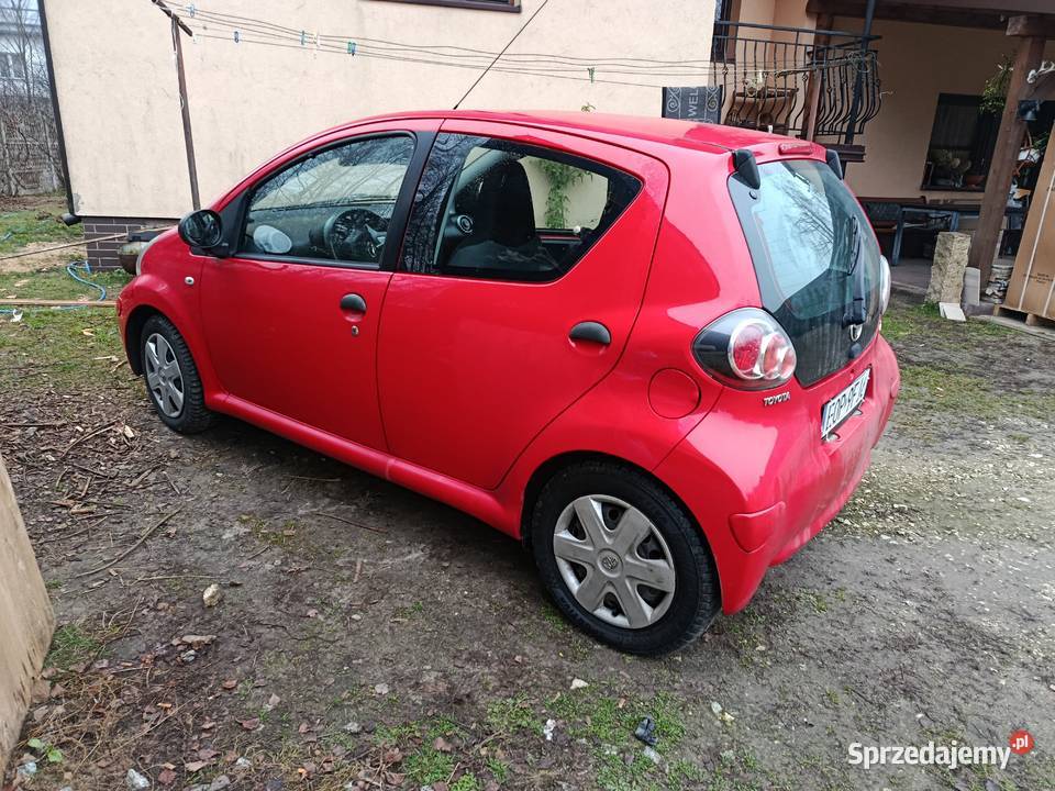 Toyota Aygo 2011 stan 5 drzwi