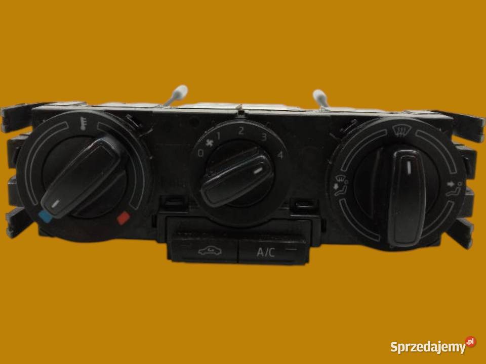 PANEL NAWIEWU 5JA820045B Skoda Rapid I 20122019 Rok produkcji 2016