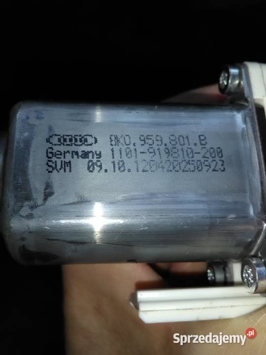 Drzwi Lewy Przód Audi Q3 8U części osobowe lubelskie Radzyń Podlaski