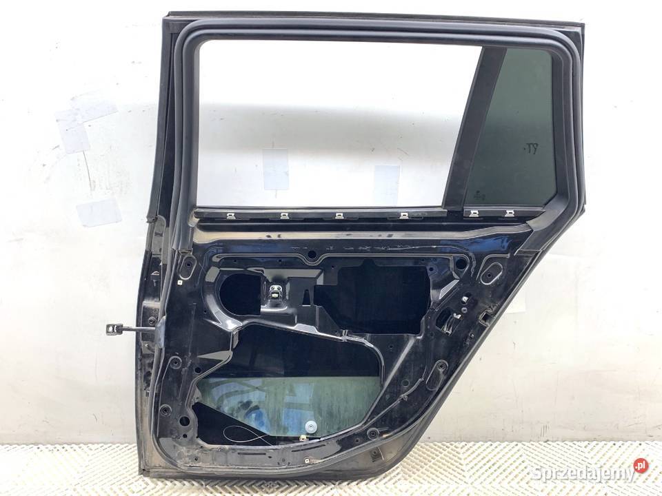 DRZWI PRAWY TYŁ BMW E61 Kombi 0410 SCHWARZ 2 osobowe podkarpackie