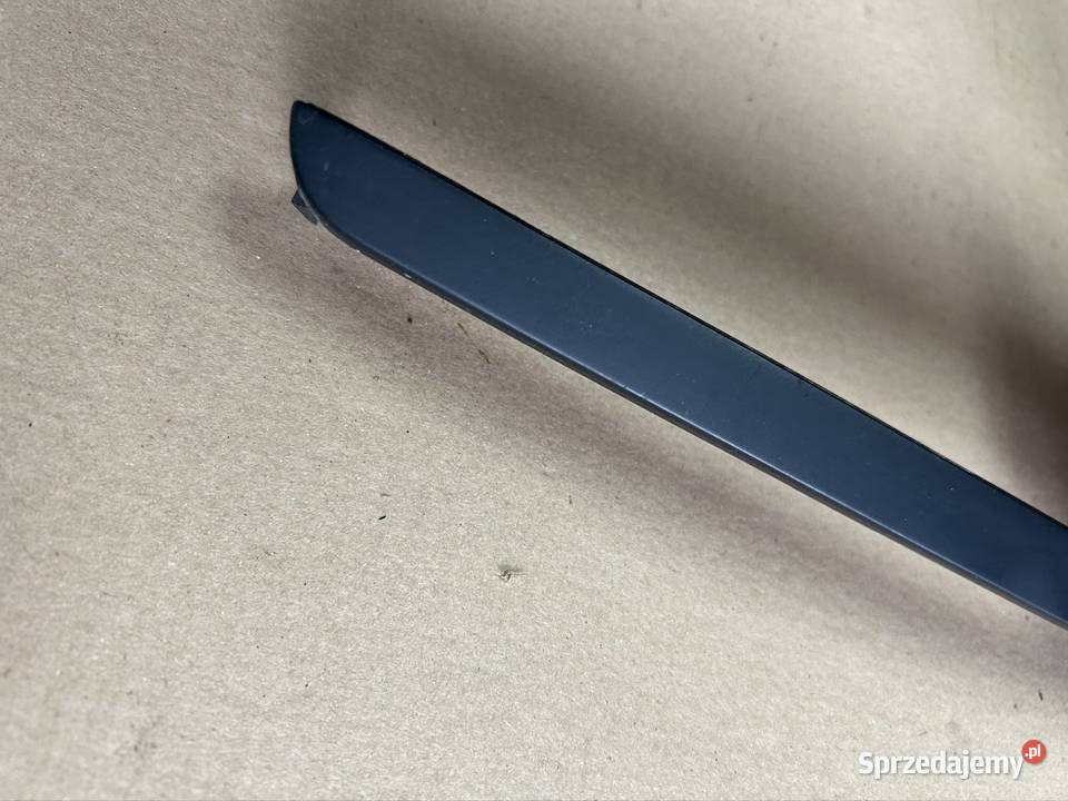 Dekor konsoli Passat b5fl czarny 3b0858585 osobowe Grudziądz