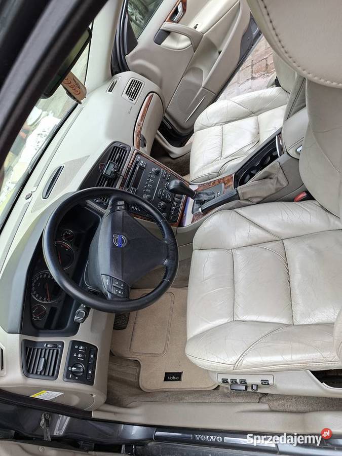 S60 25T AWD Summum Samochody osobowe sprzedam