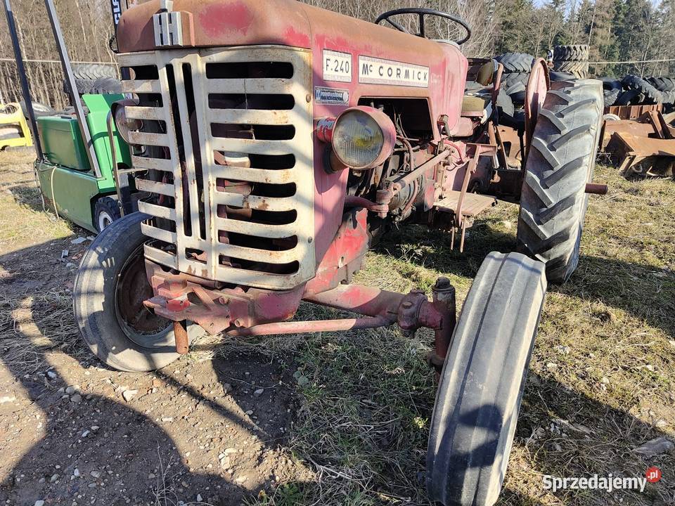 Traktor Ciągnik Sadowniczy Wąski MC CORMICK F240 małopolskie Tymowa