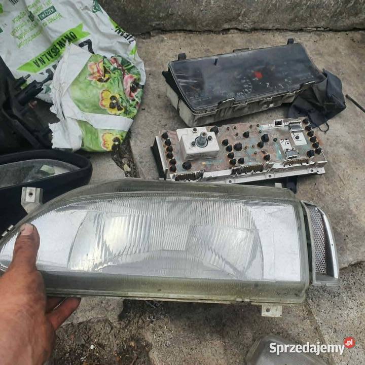 Lampa przednia prawa lewa Renault 19 lift polift osobowe