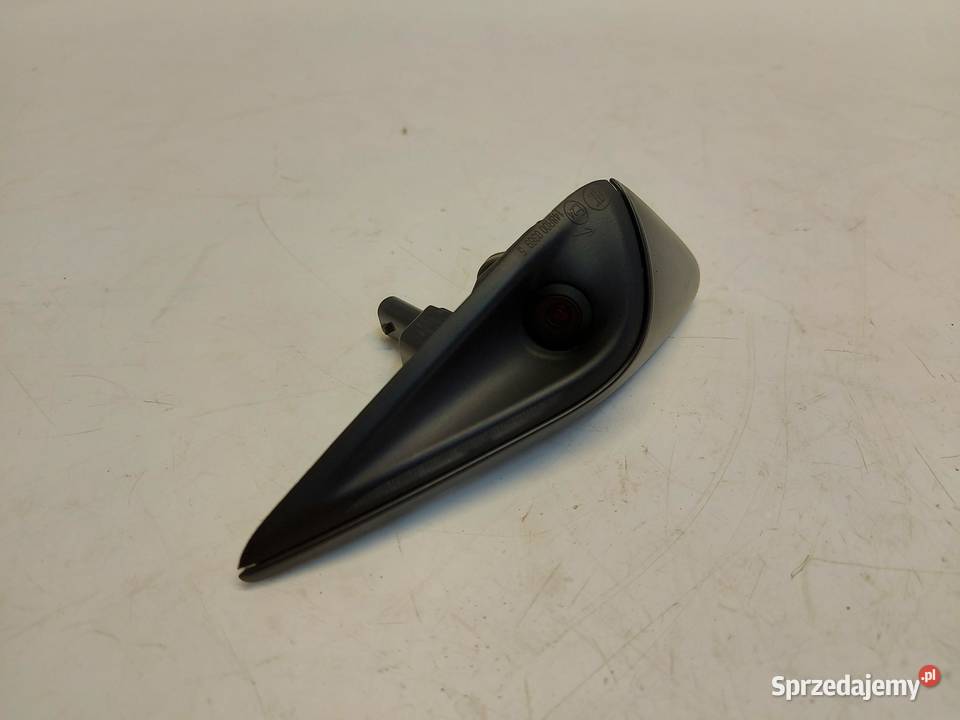 TESLA MODEL Y 2024r KIERUNKOWSKAZ KAMERA LEWY