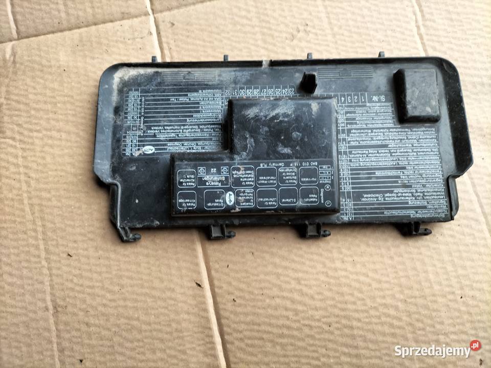 AUDI 80 B3 80B3 80B4 80 B4 OSŁONA KLAPKA osobowe lubelskie Kamień-Kolonia