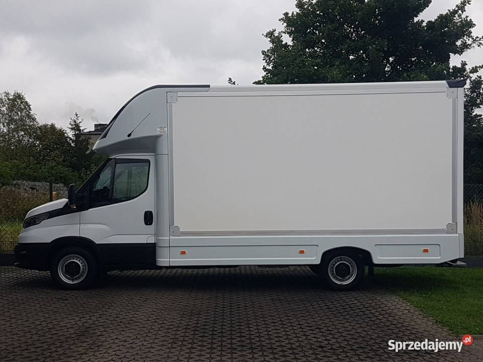 Iveco Daily KONTENER NISKOPODŁOGOWY 443x223x242 wielofunkcyjna kierownica Poręba sprzedam