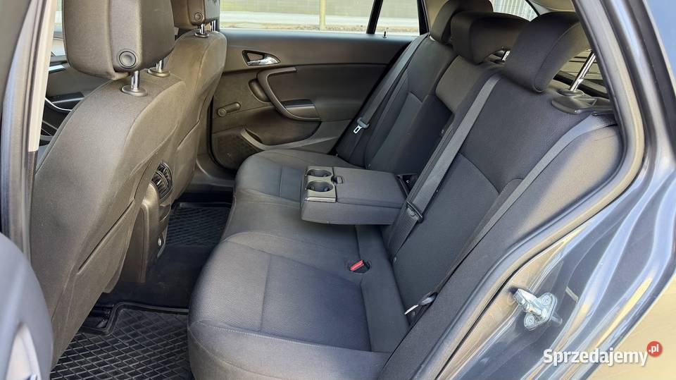 Opel Insignia 16B 115 2010 Zarejestrowana wielkopolskie Konin sprzedam