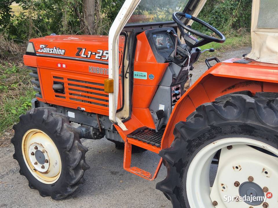 Traktorek traktor KUBOTA ZL1255D 25 44 dolnośląskie Małuszyn