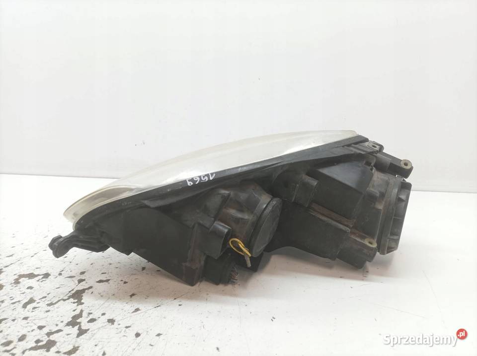 LAMPA PRZÓD PRAWA EU JETTA V 1K6941006P Lampy przednie sprzedam