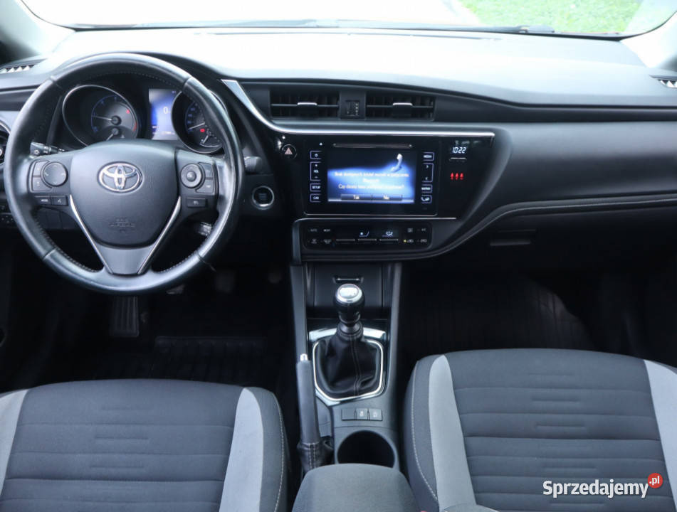 Toyota Auris 16 D4D łódzkie