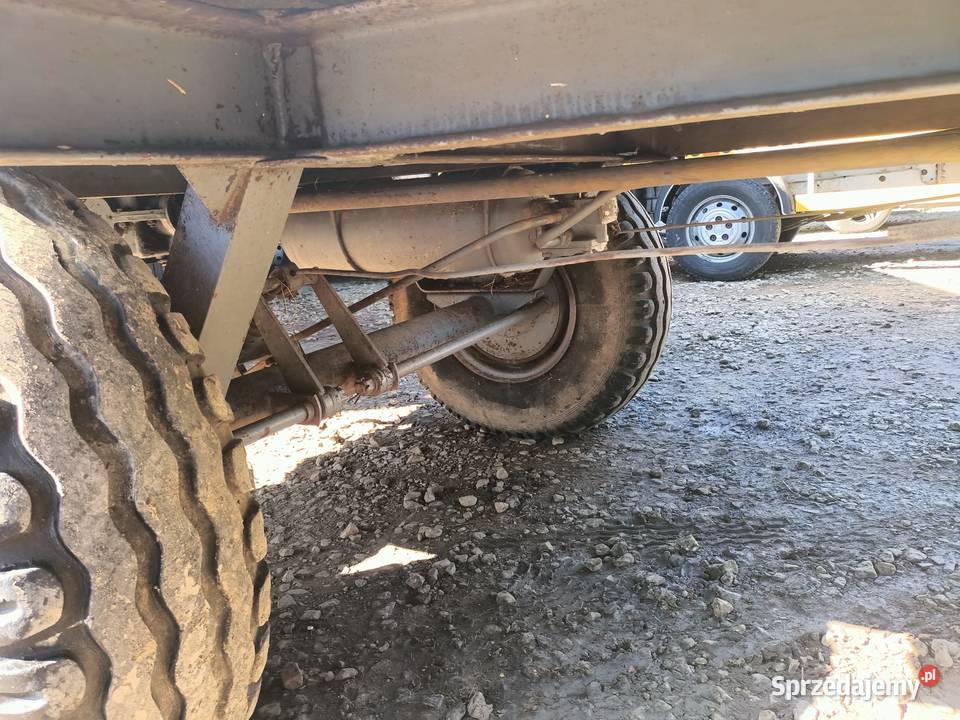 Rozrzutnik obornika jednoosiowy Rozrzutniki obornika podkarpackie