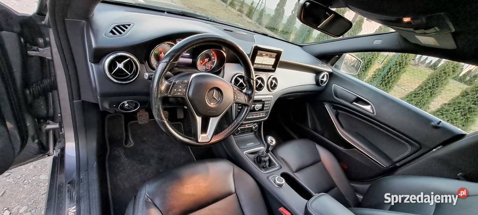 Sprzedam Mercedesa cla 200 Sieradz